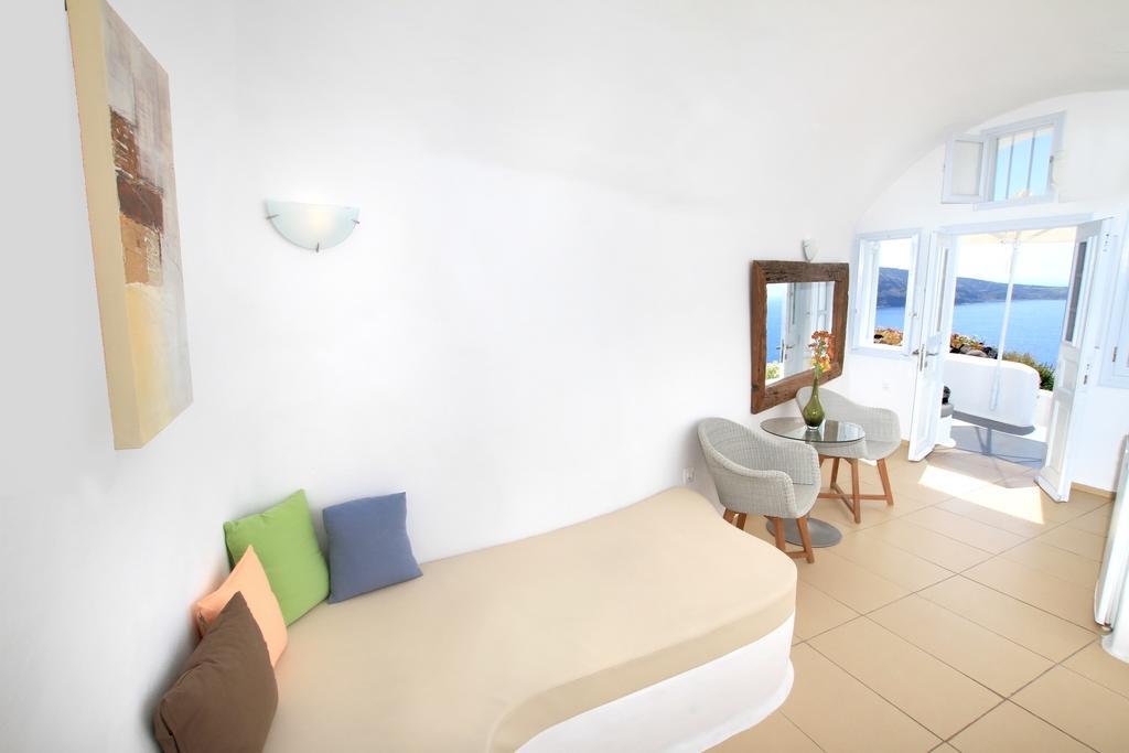 Finesse Suites Oia  Bagian luar foto
