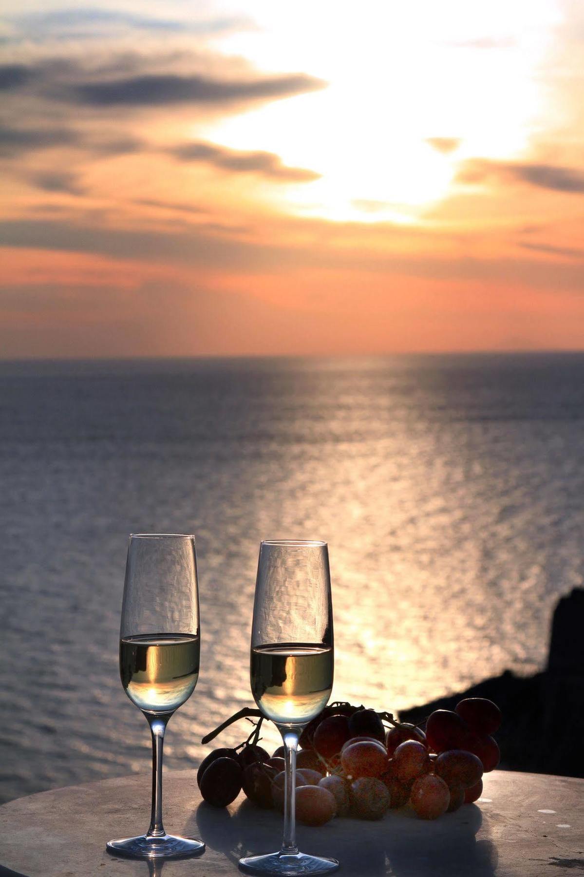 Finesse Suites Oia  Bagian luar foto