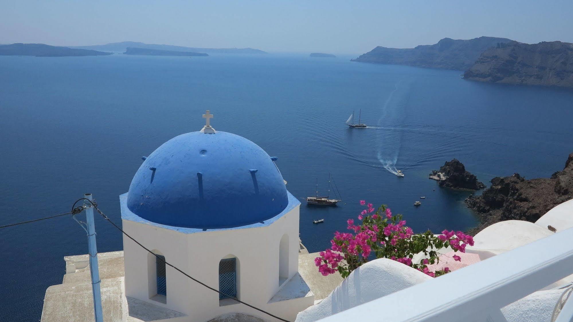 Finesse Suites Oia  Bagian luar foto