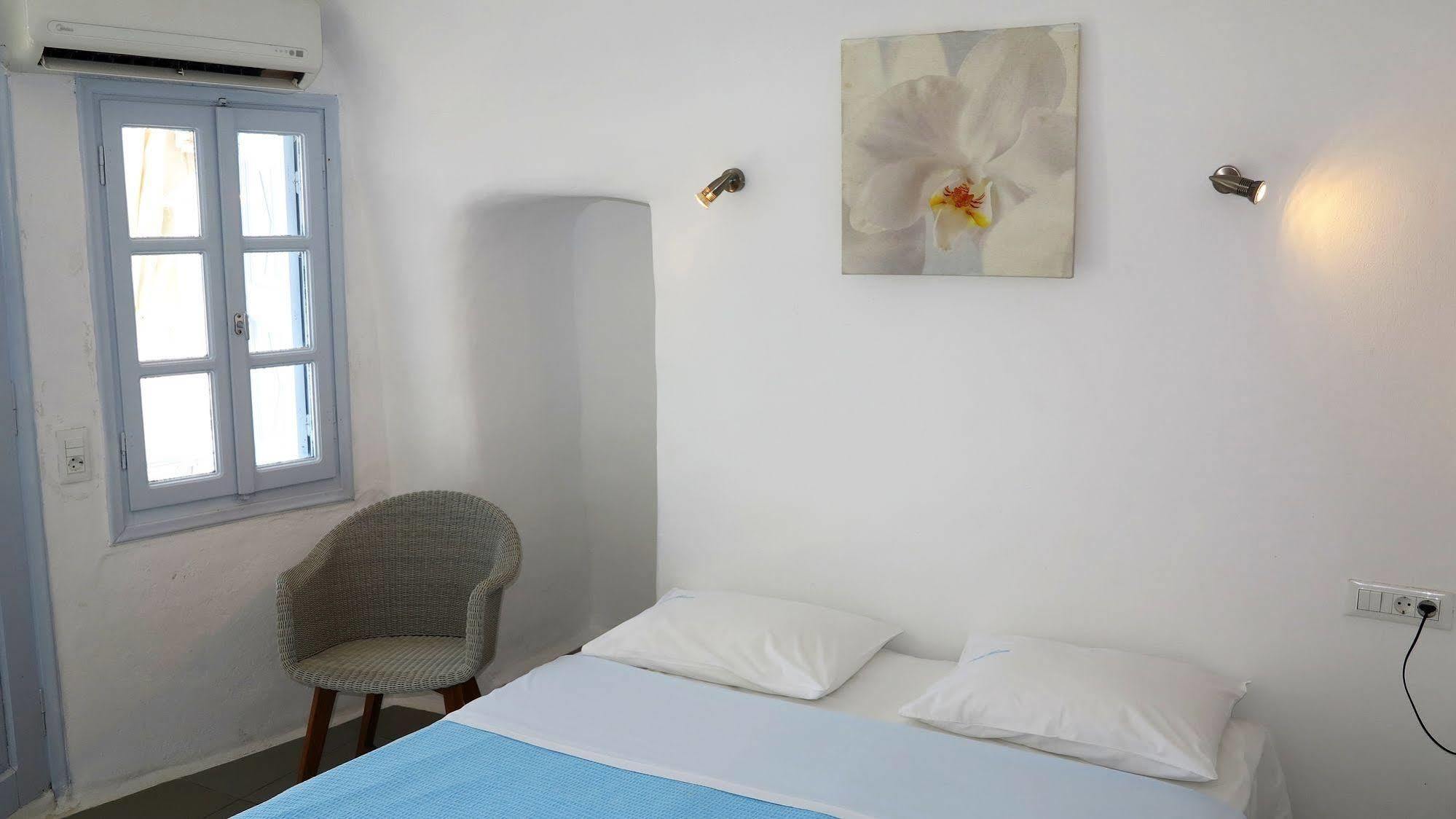 Finesse Suites Oia  Bagian luar foto